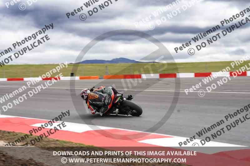 cadwell no limits trackday;cadwell park;cadwell park photographs;cadwell trackday photographs;enduro digital images;event digital images;eventdigitalimages;navarra;no limits trackdays;peter wileman photography;racing digital images;trackday digital images;trackday photos